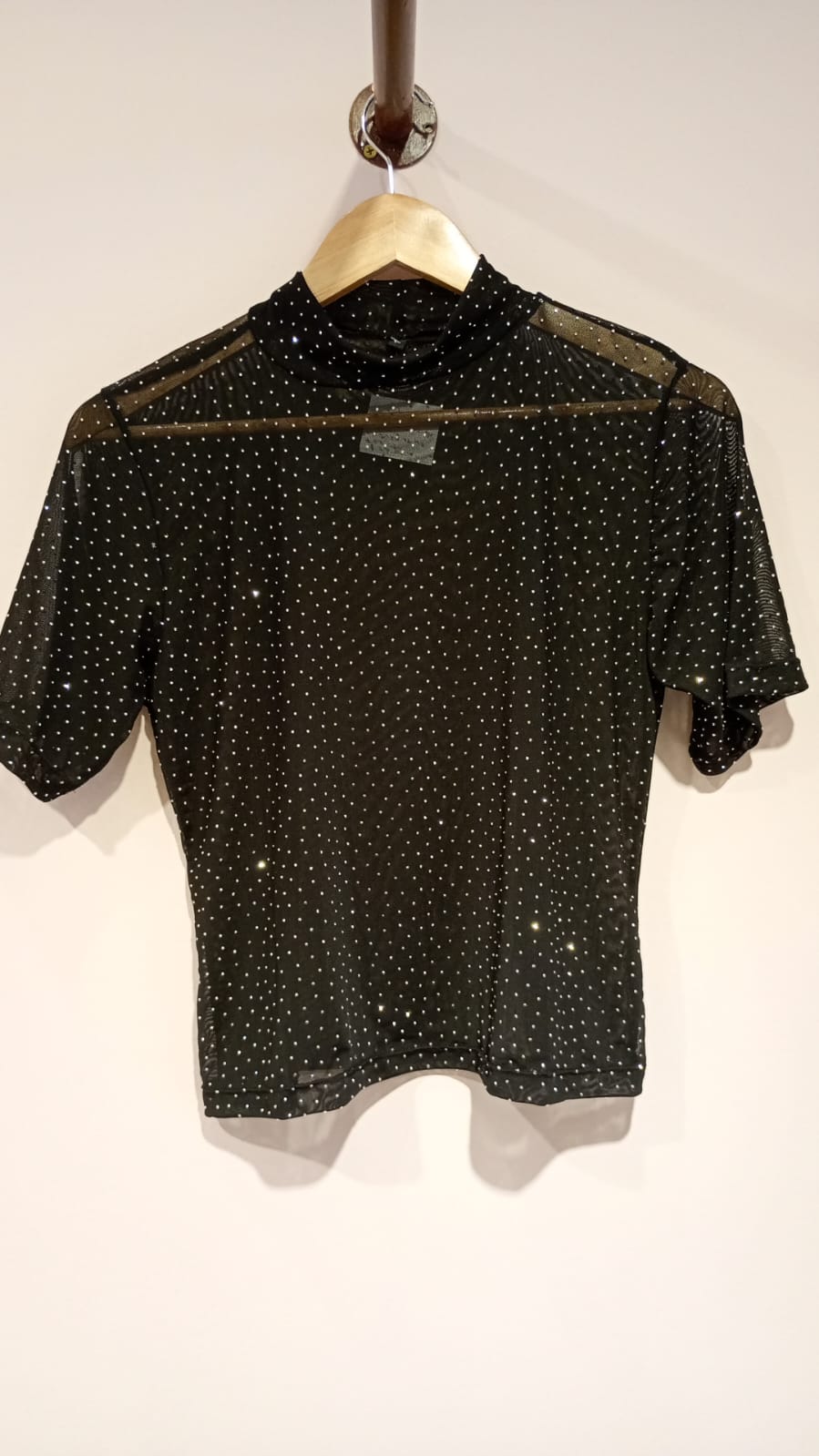 TOP STRASS MANGAS CORTAS