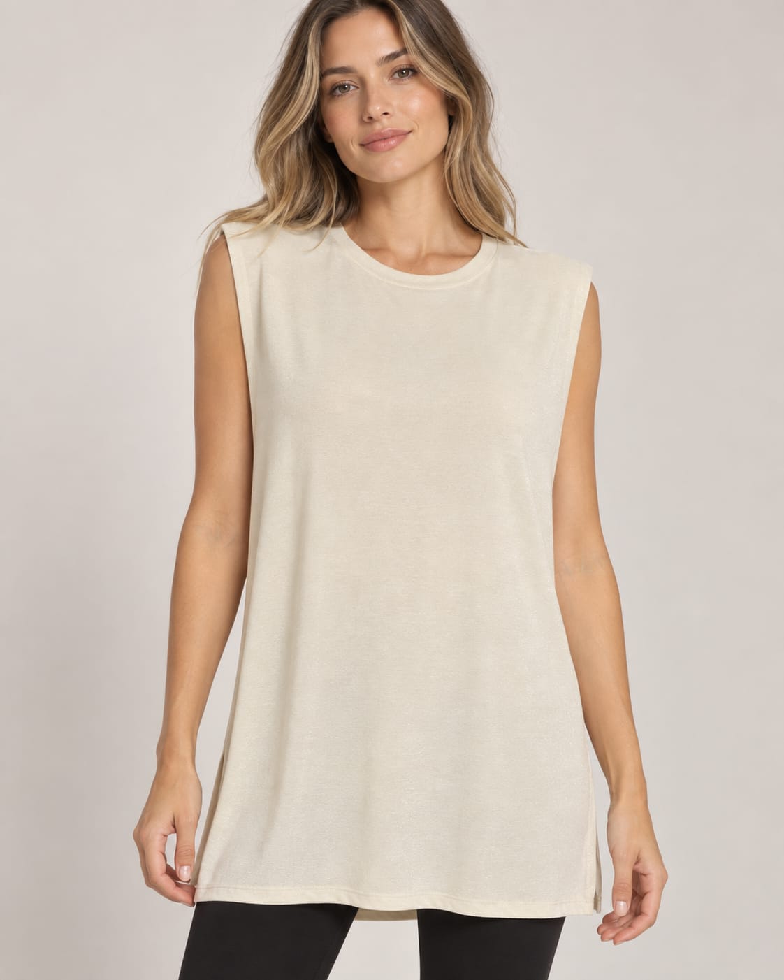 VESTIDO CREPE CON HOMBRERAS