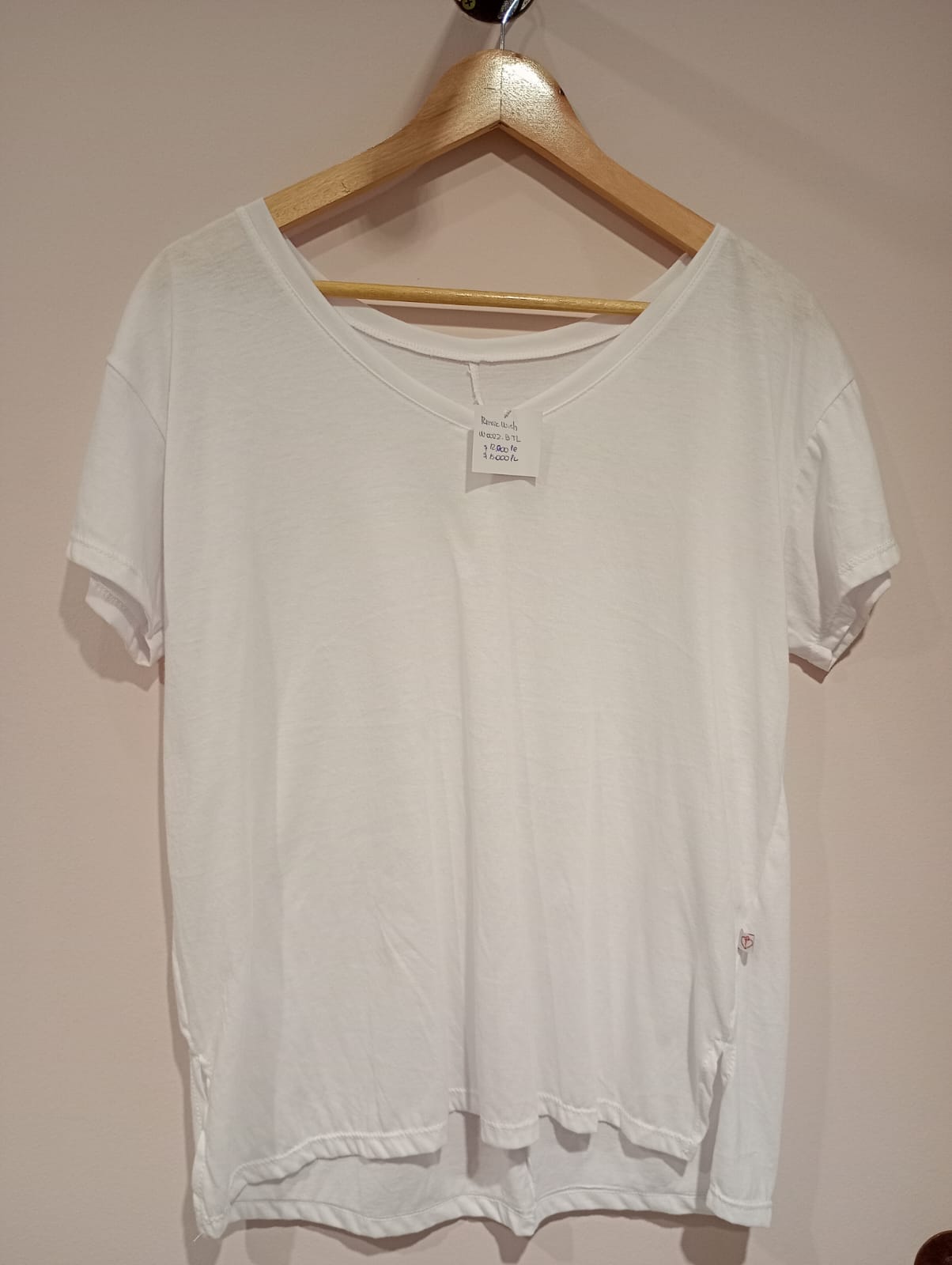 REMERA WISH