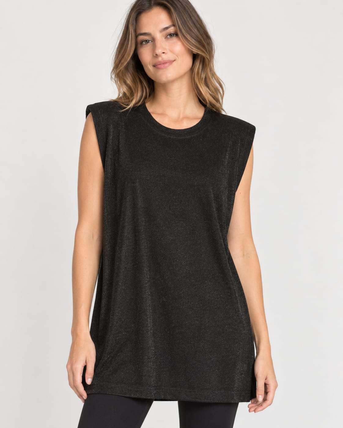 VESTIDO CREPE CON HOMBRERAS