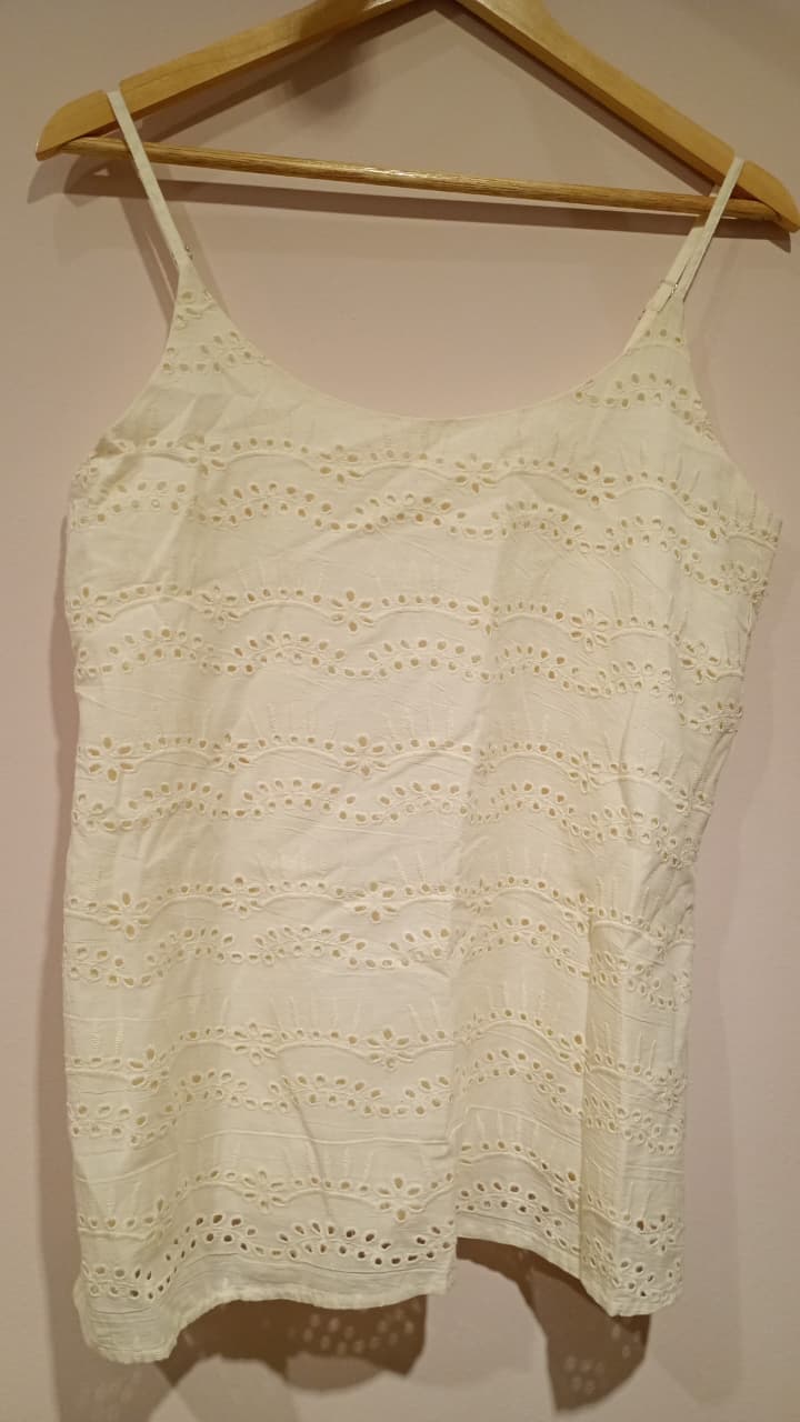 MUSCULOSA YANI